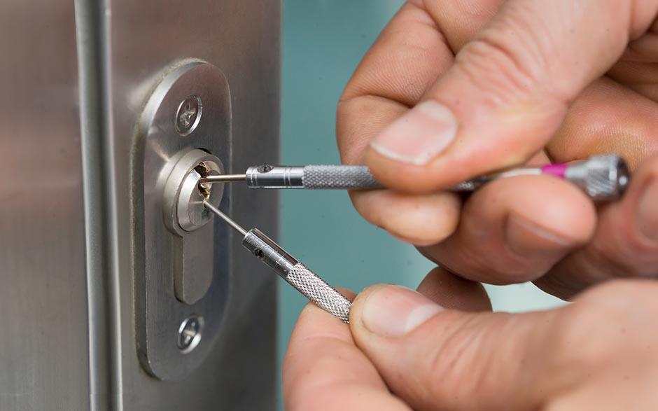 Châteaurenard changer serrure porte Bricard